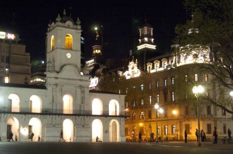 BsAs - Cabildo de noche
