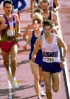 60_peter_chantal_jogging.JPG (41095 bytes)