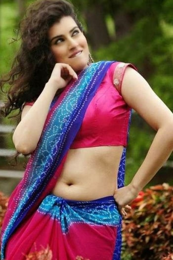 call girls kirti nagar 