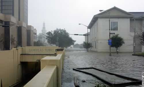 Huracanes tornados destrozos fotos imagenes fenomenos climaticos rayos truenos tormentas ojos investigaciones destrucciones argentina estados unidos mexico temporales www.wetherchannel.com pronosticos John Travolta,Nicholas Cage,Contracara,cirugias esteticas,rostro,lipoaspiraciones,medicina,cirujanos,operaciones,Maria Reich,Nazca,lineas,calendario astronomico,Peru,dibujos,astronomia,geometria,Bernd Teichert,mapas,Ana Mar&iacute;a Cogorno,ovnis,misterios,Cristobal Colon,Hernando,Diego,catedral Sevillana,Cartuja Pickman,Jos&eacute; Antonio Lorente,Granada,ADN;restos,Marcial Castro,antropologia,Republica Dominicana,www.egipto.com,Egipto,Keops,piramides,descubrimientos,Aton,Ankh,tumbas,sarcofacos,momias,embalsamamientos,Kefren,camaras secretas,Nefertiti,Amenofis,Nilo,inundaciones,Blade Runner,Ridley Scott, Richard Dawkins,Steven Pinker,Harrison Ford,Stephen Minger,Stanley Kubrick,Daryl Hanna,replicantes,androides,ciencia ficcion,Contactos,SHGb02+14a,proyecto SETI,Search for Extra Terrestial Intelligence,SETI@home,Robert Zemeckis,Jodie Foster,Dan Wertheimer,New Scientist,Arecibo,Puerto Rico,civilizaciones extraterrestres,Ma libert&eacute; de penser,Florent Pagny,Argentina,France,Patagonia,Argentine,Azucena Caama&ntilde;o,Savoir aimer,artistes,musique,musica,CD,cantores,ventas,compras,ranking,Paparazzi,Isabel Sartorius,Borbon,Ortiz Pati&ntilde;o,Vallejo Najera,Entrecanales,Mora Figueroa,Antonio Montero,Sainz Vicu&ntilde;a,Espa&ntilde;a,jet set,Mallorca,Ibiza,John Fitzgerald Kennedy,Lee Harvey Oswald,Vitaliy Fadeyev,Lawrence Berkeley,Carl Haber,Fidel Castro,Lyndon B. Johnson,Jackie,Onassis,Irma Roy,Carolina Papaleo,Osvaldo,diputada nacional,Congreso,Argentina,Raul Granillo Ocampo,politica,justicialismo,peronismo,cine,television,La Horqueta,San Isidro,que se vayan todos,diciembre 2001,2002,2003,2004,maria julia alsogaray,alvaros,,Roberto Mart&iacute;nez Medina,Maria Julia Alsogaray,Ra&uacute;l Granillo Ocampo,Jorge Rodr&iacute;guez,V&iacute;ctor Alderete,Claudia Bello,Angel Massa,Alfredo Yabran,Mario Pontaquarto,Nestor Carlos Kirchner,Cristina Elizabeth Fernandez,corrupcion,senado,general rodriguez,anibal,fernandez,alberto,fernando de la rua,ines pertine,eduardo duhalde,hilda chiche gonzalez,2000,2001,2002,2003,2004,Museos,www.louvre.fr,Leonardo Da Vinci,Gioconda,Mona Lisa,Italia,Francia,France,inventos,Italy,renacimiento,historia,cuadros,links,images,postcards,photos,fotos,imagenes,postales,pictures,historia,arqueologia,descubrimientos,culturales,agenda,infodiario,diario accion,buenos aires,argentina,Diario Accion de General Rodriguez, politica, actualidad, noticias e informacion, personalidades e instituciones, policiales, galerias de fotos; historia de General Rodriguez, sus origenes, edificios, estancias, habitos y costumbres, anecdotas, comercios e industrias, los fundadores, antiguas instituciones, fotos e imagenes; suplementos especiales: la crisis politica, economica y social de la Argentina, los acontecimientos de Diciembre de 2001, articulos y entrevistas; Emigracion: toda la informacion destinada a aquellos que desean emigrar, radicarse o estudiar en el exterior, visas, pasaportes, consejos, guias, informacion util, links; Trueque: novedades e informacion, links, estructura del trueque; el casamiento de Maxima Zorreguieta y el principe Guillermo Alejandro de Holanda; Guerra de Afganistan: galeria de imagenes e informacion sobre la primera guerra del siglo XXI; la guerra de Irak, Bagdad, Georges W. Bush, Saddam Husseim, el atentado a las torres Gemelas de Nueva York, las twin towers, el 11-s, y descripcion del hecho que conmovio al mundo; Empleo: consultoras, clasificados, agencias de empleo, consejos e informacion util, curriculum vitae, como confeccionarlos, noticias de actualidad; 
Los numeros de la crisis: Las consecuencias de la crisis politica, economica y social; estadisticas, pobreza, desnutricion, salud y asistencia; noticias regionales y provinciales, columnas y editoriales; informacion para negocios: pymes, links, empresas y negocios; Agenda Cultural con toda la informacion de cursos, universidades, talleres, escuelas y oportunidades, exposiciones de arte de la region; buscadores en Internet, Enlaces: links a los mejores sitios de educacion, cultura, arte, biografias, politica, interes general, web, Links del Diario Accion: RMS Titanic, su historia, su tragico viaje inaugural; historias, testimonios, documentos y articulos sobre el naufragio; links y sitios sobre el tema; la pelicula de Cameron, fotos e imagenes; suplementos especiales, Historia Argentina y de General Rodriguez, la llegada de la democracia en General Rodriguez, la asuncion de Juan Lumbreras como intendente en 1983, galeria de imagenes, sus palabras y los actos, su gabinete, festejos de la comunidad. Fundacion del pueblo de General Rodriguez, sus instituciones y personalidades relevantes, arquitectura y edificios, comercios e industrias, sus comienzos, estancias, inmigraciones italianas, espa&ntilde;olas, vascas e irlandesas, anecdotas y efemerides, sus hombres ilustres, el Hospital Vicente Lopez y Planes, su fundacion por las Damas de Beneficencia, el hundimiento del crucero General Belgrano, testimonios de ex combatientes y tripulantes, su comandante Hector Elias Bonzo, fotos e imagenes, recuerdos y homenajes, historia de la familia Bonzo de General Rodriguez, entrevistas y articulos periodisticos. La guerra de Malvinas en el Atlantico Sur, el conflicto belico con Gran Breta&ntilde;a de 1982, politicos relevantes, Benjamin Paez y Trueba, fotos antiguas de familias fundadoras, galerias de imagenes de pobladores, recorrida virtual por el antiguo General Rodriguez, el paso de la Infanta en 1910, historia de La Serenisima, la familia Mastellone, La Choza, Bernardo de Irigoyen, peronismo y radicalismo y muchisimo mas