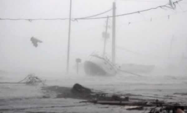 Huracanes tornados destrozos fotos imagenes fenomenos climaticos rayos truenos tormentas ojos investigaciones destrucciones argentina estados unidos mexico temporales www.wetherchannel.com pronosticos John Travolta,Nicholas Cage,Contracara,cirugias esteticas,rostro,lipoaspiraciones,medicina,cirujanos,operaciones,Maria Reich,Nazca,lineas,calendario astronomico,Peru,dibujos,astronomia,geometria,Bernd Teichert,mapas,Ana Mar&iacute;a Cogorno,ovnis,misterios,Cristobal Colon,Hernando,Diego,catedral Sevillana,Cartuja Pickman,Jos&eacute; Antonio Lorente,Granada,ADN;restos,Marcial Castro,antropologia,Republica Dominicana,www.egipto.com,Egipto,Keops,piramides,descubrimientos,Aton,Ankh,tumbas,sarcofacos,momias,embalsamamientos,Kefren,camaras secretas,Nefertiti,Amenofis,Nilo,inundaciones,Blade Runner,Ridley Scott, Richard Dawkins,Steven Pinker,Harrison Ford,Stephen Minger,Stanley Kubrick,Daryl Hanna,replicantes,androides,ciencia ficcion,Contactos,SHGb02+14a,proyecto SETI,Search for Extra Terrestial Intelligence,SETI@home,Robert Zemeckis,Jodie Foster,Dan Wertheimer,New Scientist,Arecibo,Puerto Rico,civilizaciones extraterrestres,Ma libert&eacute; de penser,Florent Pagny,Argentina,France,Patagonia,Argentine,Azucena Caama&ntilde;o,Savoir aimer,artistes,musique,musica,CD,cantores,ventas,compras,ranking,Paparazzi,Isabel Sartorius,Borbon,Ortiz Pati&ntilde;o,Vallejo Najera,Entrecanales,Mora Figueroa,Antonio Montero,Sainz Vicu&ntilde;a,Espa&ntilde;a,jet set,Mallorca,Ibiza,John Fitzgerald Kennedy,Lee Harvey Oswald,Vitaliy Fadeyev,Lawrence Berkeley,Carl Haber,Fidel Castro,Lyndon B. Johnson,Jackie,Onassis,Irma Roy,Carolina Papaleo,Osvaldo,diputada nacional,Congreso,Argentina,Raul Granillo Ocampo,politica,justicialismo,peronismo,cine,television,La Horqueta,San Isidro,que se vayan todos,diciembre 2001,2002,2003,2004,maria julia alsogaray,alvaros,,Roberto Mart&iacute;nez Medina,Maria Julia Alsogaray,Ra&uacute;l Granillo Ocampo,Jorge Rodr&iacute;guez,V&iacute;ctor Alderete,Claudia Bello,Angel Massa,Alfredo Yabran,Mario Pontaquarto,Nestor Carlos Kirchner,Cristina Elizabeth Fernandez,corrupcion,senado,general rodriguez,anibal,fernandez,alberto,fernando de la rua,ines pertine,eduardo duhalde,hilda chiche gonzalez,2000,2001,2002,2003,2004,Museos,www.louvre.fr,Leonardo Da Vinci,Gioconda,Mona Lisa,Italia,Francia,France,inventos,Italy,renacimiento,historia,cuadros,links,images,postcards,photos,fotos,imagenes,postales,pictures,historia,arqueologia,descubrimientos,culturales,agenda,infodiario,diario accion,buenos aires,argentina,Diario Accion de General Rodriguez, politica, actualidad, noticias e informacion, personalidades e instituciones, policiales, galerias de fotos; historia de General Rodriguez, sus origenes, edificios, estancias, habitos y costumbres, anecdotas, comercios e industrias, los fundadores, antiguas instituciones, fotos e imagenes; suplementos especiales: la crisis politica, economica y social de la Argentina, los acontecimientos de Diciembre de 2001, articulos y entrevistas; Emigracion: toda la informacion destinada a aquellos que desean emigrar, radicarse o estudiar en el exterior, visas, pasaportes, consejos, guias, informacion util, links; Trueque: novedades e informacion, links, estructura del trueque; el casamiento de Maxima Zorreguieta y el principe Guillermo Alejandro de Holanda; Guerra de Afganistan: galeria de imagenes e informacion sobre la primera guerra del siglo XXI; la guerra de Irak, Bagdad, Georges W. Bush, Saddam Husseim, el atentado a las torres Gemelas de Nueva York, las twin towers, el 11-s, y descripcion del hecho que conmovio al mundo; Empleo: consultoras, clasificados, agencias de empleo, consejos e informacion util, curriculum vitae, como confeccionarlos, noticias de actualidad; 
Los numeros de la crisis: Las consecuencias de la crisis politica, economica y social; estadisticas, pobreza, desnutricion, salud y asistencia; noticias regionales y provinciales, columnas y editoriales; informacion para negocios: pymes, links, empresas y negocios; Agenda Cultural con toda la informacion de cursos, universidades, talleres, escuelas y oportunidades, exposiciones de arte de la region; buscadores en Internet, Enlaces: links a los mejores sitios de educacion, cultura, arte, biografias, politica, interes general, web, Links del Diario Accion: RMS Titanic, su historia, su tragico viaje inaugural; historias, testimonios, documentos y articulos sobre el naufragio; links y sitios sobre el tema; la pelicula de Cameron, fotos e imagenes; suplementos especiales, Historia Argentina y de General Rodriguez, la llegada de la democracia en General Rodriguez, la asuncion de Juan Lumbreras como intendente en 1983, galeria de imagenes, sus palabras y los actos, su gabinete, festejos de la comunidad. Fundacion del pueblo de General Rodriguez, sus instituciones y personalidades relevantes, arquitectura y edificios, comercios e industrias, sus comienzos, estancias, inmigraciones italianas, espa&ntilde;olas, vascas e irlandesas, anecdotas y efemerides, sus hombres ilustres, el Hospital Vicente Lopez y Planes, su fundacion por las Damas de Beneficencia, el hundimiento del crucero General Belgrano, testimonios de ex combatientes y tripulantes, su comandante Hector Elias Bonzo, fotos e imagenes, recuerdos y homenajes, historia de la familia Bonzo de General Rodriguez, entrevistas y articulos periodisticos. La guerra de Malvinas en el Atlantico Sur, el conflicto belico con Gran Breta&ntilde;a de 1982, politicos relevantes, Benjamin Paez y Trueba, fotos antiguas de familias fundadoras, galerias de imagenes de pobladores, recorrida virtual por el antiguo General Rodriguez, el paso de la Infanta en 1910, historia de La Serenisima, la familia Mastellone, La Choza, Bernardo de Irigoyen, peronismo y radicalismo y muchisimo mas