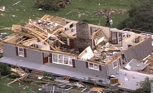 Huracanes tornados destrozos fotos imagenes fenomenos climaticos rayos truenos tormentas ojos investigaciones destrucciones argentina estados unidos mexico temporales www.wetherchannel.com pronosticos John Travolta,Nicholas Cage,Contracara,cirugias esteticas,rostro,lipoaspiraciones,medicina,cirujanos,operaciones,Maria Reich,Nazca,lineas,calendario astronomico,Peru,dibujos,astronomia,geometria,Bernd Teichert,mapas,Ana Mar&iacute;a Cogorno,ovnis,misterios,Cristobal Colon,Hernando,Diego,catedral Sevillana,Cartuja Pickman,Jos&eacute; Antonio Lorente,Granada,ADN;restos,Marcial Castro,antropologia,Republica Dominicana,www.egipto.com,Egipto,Keops,piramides,descubrimientos,Aton,Ankh,tumbas,sarcofacos,momias,embalsamamientos,Kefren,camaras secretas,Nefertiti,Amenofis,Nilo,inundaciones,Blade Runner,Ridley Scott, Richard Dawkins,Steven Pinker,Harrison Ford,Stephen Minger,Stanley Kubrick,Daryl Hanna,replicantes,androides,ciencia ficcion,Contactos,SHGb02+14a,proyecto SETI,Search for Extra Terrestial Intelligence,SETI@home,Robert Zemeckis,Jodie Foster,Dan Wertheimer,New Scientist,Arecibo,Puerto Rico,civilizaciones extraterrestres,Ma libert&eacute; de penser,Florent Pagny,Argentina,France,Patagonia,Argentine,Azucena Caama&ntilde;o,Savoir aimer,artistes,musique,musica,CD,cantores,ventas,compras,ranking,Paparazzi,Isabel Sartorius,Borbon,Ortiz Pati&ntilde;o,Vallejo Najera,Entrecanales,Mora Figueroa,Antonio Montero,Sainz Vicu&ntilde;a,Espa&ntilde;a,jet set,Mallorca,Ibiza,John Fitzgerald Kennedy,Lee Harvey Oswald,Vitaliy Fadeyev,Lawrence Berkeley,Carl Haber,Fidel Castro,Lyndon B. Johnson,Jackie,Onassis,Irma Roy,Carolina Papaleo,Osvaldo,diputada nacional,Congreso,Argentina,Raul Granillo Ocampo,politica,justicialismo,peronismo,cine,television,La Horqueta,San Isidro,que se vayan todos,diciembre 2001,2002,2003,2004,maria julia alsogaray,alvaros,,Roberto Mart&iacute;nez Medina,Maria Julia Alsogaray,Ra&uacute;l Granillo Ocampo,Jorge Rodr&iacute;guez,V&iacute;ctor Alderete,Claudia Bello,Angel Massa,Alfredo Yabran,Mario Pontaquarto,Nestor Carlos Kirchner,Cristina Elizabeth Fernandez,corrupcion,senado,general rodriguez,anibal,fernandez,alberto,fernando de la rua,ines pertine,eduardo duhalde,hilda chiche gonzalez,2000,2001,2002,2003,2004,Museos,www.louvre.fr,Leonardo Da Vinci,Gioconda,Mona Lisa,Italia,Francia,France,inventos,Italy,renacimiento,historia,cuadros,links,images,postcards,photos,fotos,imagenes,postales,pictures,historia,arqueologia,descubrimientos,culturales,agenda,infodiario,diario accion,buenos aires,argentina,Diario Accion de General Rodriguez, politica, actualidad, noticias e informacion, personalidades e instituciones, policiales, galerias de fotos; historia de General Rodriguez, sus origenes, edificios, estancias, habitos y costumbres, anecdotas, comercios e industrias, los fundadores, antiguas instituciones, fotos e imagenes; suplementos especiales: la crisis politica, economica y social de la Argentina, los acontecimientos de Diciembre de 2001, articulos y entrevistas; Emigracion: toda la informacion destinada a aquellos que desean emigrar, radicarse o estudiar en el exterior, visas, pasaportes, consejos, guias, informacion util, links; Trueque: novedades e informacion, links, estructura del trueque; el casamiento de Maxima Zorreguieta y el principe Guillermo Alejandro de Holanda; Guerra de Afganistan: galeria de imagenes e informacion sobre la primera guerra del siglo XXI; la guerra de Irak, Bagdad, Georges W. Bush, Saddam Husseim, el atentado a las torres Gemelas de Nueva York, las twin towers, el 11-s, y descripcion del hecho que conmovio al mundo; Empleo: consultoras, clasificados, agencias de empleo, consejos e informacion util, curriculum vitae, como confeccionarlos, noticias de actualidad; 
Los numeros de la crisis: Las consecuencias de la crisis politica, economica y social; estadisticas, pobreza, desnutricion, salud y asistencia; noticias regionales y provinciales, columnas y editoriales; informacion para negocios: pymes, links, empresas y negocios; Agenda Cultural con toda la informacion de cursos, universidades, talleres, escuelas y oportunidades, exposiciones de arte de la region; buscadores en Internet, Enlaces: links a los mejores sitios de educacion, cultura, arte, biografias, politica, interes general, web, Links del Diario Accion: RMS Titanic, su historia, su tragico viaje inaugural; historias, testimonios, documentos y articulos sobre el naufragio; links y sitios sobre el tema; la pelicula de Cameron, fotos e imagenes; suplementos especiales, Historia Argentina y de General Rodriguez, la llegada de la democracia en General Rodriguez, la asuncion de Juan Lumbreras como intendente en 1983, galeria de imagenes, sus palabras y los actos, su gabinete, festejos de la comunidad. Fundacion del pueblo de General Rodriguez, sus instituciones y personalidades relevantes, arquitectura y edificios, comercios e industrias, sus comienzos, estancias, inmigraciones italianas, espa&ntilde;olas, vascas e irlandesas, anecdotas y efemerides, sus hombres ilustres, el Hospital Vicente Lopez y Planes, su fundacion por las Damas de Beneficencia, el hundimiento del crucero General Belgrano, testimonios de ex combatientes y tripulantes, su comandante Hector Elias Bonzo, fotos e imagenes, recuerdos y homenajes, historia de la familia Bonzo de General Rodriguez, entrevistas y articulos periodisticos. La guerra de Malvinas en el Atlantico Sur, el conflicto belico con Gran Breta&ntilde;a de 1982, politicos relevantes, Benjamin Paez y Trueba, fotos antiguas de familias fundadoras, galerias de imagenes de pobladores, recorrida virtual por el antiguo General Rodriguez, el paso de la Infanta en 1910, historia de La Serenisima, la familia Mastellone, La Choza, Bernardo de Irigoyen, peronismo y radicalismo y muchisimo mas