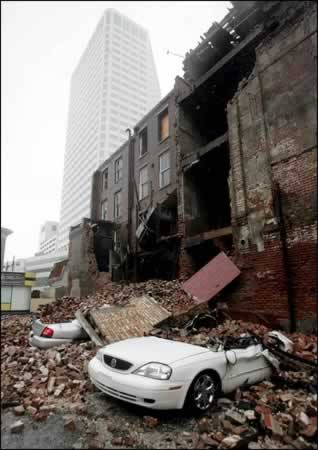 Huracanes tornados destrozos fotos imagenes fenomenos climaticos rayos truenos tormentas ojos investigaciones destrucciones argentina estados unidos mexico temporales www.wetherchannel.com pronosticos John Travolta,Nicholas Cage,Contracara,cirugias esteticas,rostro,lipoaspiraciones,medicina,cirujanos,operaciones,Maria Reich,Nazca,lineas,calendario astronomico,Peru,dibujos,astronomia,geometria,Bernd Teichert,mapas,Ana Mar&iacute;a Cogorno,ovnis,misterios,Cristobal Colon,Hernando,Diego,catedral Sevillana,Cartuja Pickman,Jos&eacute; Antonio Lorente,Granada,ADN;restos,Marcial Castro,antropologia,Republica Dominicana,www.egipto.com,Egipto,Keops,piramides,descubrimientos,Aton,Ankh,tumbas,sarcofacos,momias,embalsamamientos,Kefren,camaras secretas,Nefertiti,Amenofis,Nilo,inundaciones,Blade Runner,Ridley Scott, Richard Dawkins,Steven Pinker,Harrison Ford,Stephen Minger,Stanley Kubrick,Daryl Hanna,replicantes,androides,ciencia ficcion,Contactos,SHGb02+14a,proyecto SETI,Search for Extra Terrestial Intelligence,SETI@home,Robert Zemeckis,Jodie Foster,Dan Wertheimer,New Scientist,Arecibo,Puerto Rico,civilizaciones extraterrestres,Ma libert&eacute; de penser,Florent Pagny,Argentina,France,Patagonia,Argentine,Azucena Caama&ntilde;o,Savoir aimer,artistes,musique,musica,CD,cantores,ventas,compras,ranking,Paparazzi,Isabel Sartorius,Borbon,Ortiz Pati&ntilde;o,Vallejo Najera,Entrecanales,Mora Figueroa,Antonio Montero,Sainz Vicu&ntilde;a,Espa&ntilde;a,jet set,Mallorca,Ibiza,John Fitzgerald Kennedy,Lee Harvey Oswald,Vitaliy Fadeyev,Lawrence Berkeley,Carl Haber,Fidel Castro,Lyndon B. Johnson,Jackie,Onassis,Irma Roy,Carolina Papaleo,Osvaldo,diputada nacional,Congreso,Argentina,Raul Granillo Ocampo,politica,justicialismo,peronismo,cine,television,La Horqueta,San Isidro,que se vayan todos,diciembre 2001,2002,2003,2004,maria julia alsogaray,alvaros,,Roberto Mart&iacute;nez Medina,Maria Julia Alsogaray,Ra&uacute;l Granillo Ocampo,Jorge Rodr&iacute;guez,V&iacute;ctor Alderete,Claudia Bello,Angel Massa,Alfredo Yabran,Mario Pontaquarto,Nestor Carlos Kirchner,Cristina Elizabeth Fernandez,corrupcion,senado,general rodriguez,anibal,fernandez,alberto,fernando de la rua,ines pertine,eduardo duhalde,hilda chiche gonzalez,2000,2001,2002,2003,2004,Museos,www.louvre.fr,Leonardo Da Vinci,Gioconda,Mona Lisa,Italia,Francia,France,inventos,Italy,renacimiento,historia,cuadros,links,images,postcards,photos,fotos,imagenes,postales,pictures,historia,arqueologia,descubrimientos,culturales,agenda,infodiario,diario accion,buenos aires,argentina,Diario Accion de General Rodriguez, politica, actualidad, noticias e informacion, personalidades e instituciones, policiales, galerias de fotos; historia de General Rodriguez, sus origenes, edificios, estancias, habitos y costumbres, anecdotas, comercios e industrias, los fundadores, antiguas instituciones, fotos e imagenes; suplementos especiales: la crisis politica, economica y social de la Argentina, los acontecimientos de Diciembre de 2001, articulos y entrevistas; Emigracion: toda la informacion destinada a aquellos que desean emigrar, radicarse o estudiar en el exterior, visas, pasaportes, consejos, guias, informacion util, links; Trueque: novedades e informacion, links, estructura del trueque; el casamiento de Maxima Zorreguieta y el principe Guillermo Alejandro de Holanda; Guerra de Afganistan: galeria de imagenes e informacion sobre la primera guerra del siglo XXI; la guerra de Irak, Bagdad, Georges W. Bush, Saddam Husseim, el atentado a las torres Gemelas de Nueva York, las twin towers, el 11-s, y descripcion del hecho que conmovio al mundo; Empleo: consultoras, clasificados, agencias de empleo, consejos e informacion util, curriculum vitae, como confeccionarlos, noticias de actualidad; 
Los numeros de la crisis: Las consecuencias de la crisis politica, economica y social; estadisticas, pobreza, desnutricion, salud y asistencia; noticias regionales y provinciales, columnas y editoriales; informacion para negocios: pymes, links, empresas y negocios; Agenda Cultural con toda la informacion de cursos, universidades, talleres, escuelas y oportunidades, exposiciones de arte de la region; buscadores en Internet, Enlaces: links a los mejores sitios de educacion, cultura, arte, biografias, politica, interes general, web, Links del Diario Accion: RMS Titanic, su historia, su tragico viaje inaugural; historias, testimonios, documentos y articulos sobre el naufragio; links y sitios sobre el tema; la pelicula de Cameron, fotos e imagenes; suplementos especiales, Historia Argentina y de General Rodriguez, la llegada de la democracia en General Rodriguez, la asuncion de Juan Lumbreras como intendente en 1983, galeria de imagenes, sus palabras y los actos, su gabinete, festejos de la comunidad. Fundacion del pueblo de General Rodriguez, sus instituciones y personalidades relevantes, arquitectura y edificios, comercios e industrias, sus comienzos, estancias, inmigraciones italianas, espa&ntilde;olas, vascas e irlandesas, anecdotas y efemerides, sus hombres ilustres, el Hospital Vicente Lopez y Planes, su fundacion por las Damas de Beneficencia, el hundimiento del crucero General Belgrano, testimonios de ex combatientes y tripulantes, su comandante Hector Elias Bonzo, fotos e imagenes, recuerdos y homenajes, historia de la familia Bonzo de General Rodriguez, entrevistas y articulos periodisticos. La guerra de Malvinas en el Atlantico Sur, el conflicto belico con Gran Breta&ntilde;a de 1982, politicos relevantes, Benjamin Paez y Trueba, fotos antiguas de familias fundadoras, galerias de imagenes de pobladores, recorrida virtual por el antiguo General Rodriguez, el paso de la Infanta en 1910, historia de La Serenisima, la familia Mastellone, La Choza, Bernardo de Irigoyen, peronismo y radicalismo y muchisimo mas