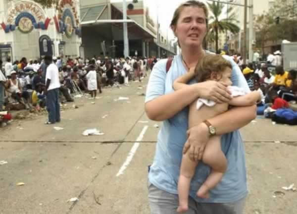 Huracanes tornados destrozos fotos imagenes fenomenos climaticos rayos truenos tormentas ojos investigaciones destrucciones argentina estados unidos mexico temporales www.wetherchannel.com pronosticos John Travolta,Nicholas Cage,Contracara,cirugias esteticas,rostro,lipoaspiraciones,medicina,cirujanos,operaciones,Maria Reich,Nazca,lineas,calendario astronomico,Peru,dibujos,astronomia,geometria,Bernd Teichert,mapas,Ana Mar&iacute;a Cogorno,ovnis,misterios,Cristobal Colon,Hernando,Diego,catedral Sevillana,Cartuja Pickman,Jos&eacute; Antonio Lorente,Granada,ADN;restos,Marcial Castro,antropologia,Republica Dominicana,www.egipto.com,Egipto,Keops,piramides,descubrimientos,Aton,Ankh,tumbas,sarcofacos,momias,embalsamamientos,Kefren,camaras secretas,Nefertiti,Amenofis,Nilo,inundaciones,Blade Runner,Ridley Scott, Richard Dawkins,Steven Pinker,Harrison Ford,Stephen Minger,Stanley Kubrick,Daryl Hanna,replicantes,androides,ciencia ficcion,Contactos,SHGb02+14a,proyecto SETI,Search for Extra Terrestial Intelligence,SETI@home,Robert Zemeckis,Jodie Foster,Dan Wertheimer,New Scientist,Arecibo,Puerto Rico,civilizaciones extraterrestres,Ma libert&eacute; de penser,Florent Pagny,Argentina,France,Patagonia,Argentine,Azucena Caama&ntilde;o,Savoir aimer,artistes,musique,musica,CD,cantores,ventas,compras,ranking,Paparazzi,Isabel Sartorius,Borbon,Ortiz Pati&ntilde;o,Vallejo Najera,Entrecanales,Mora Figueroa,Antonio Montero,Sainz Vicu&ntilde;a,Espa&ntilde;a,jet set,Mallorca,Ibiza,John Fitzgerald Kennedy,Lee Harvey Oswald,Vitaliy Fadeyev,Lawrence Berkeley,Carl Haber,Fidel Castro,Lyndon B. Johnson,Jackie,Onassis,Irma Roy,Carolina Papaleo,Osvaldo,diputada nacional,Congreso,Argentina,Raul Granillo Ocampo,politica,justicialismo,peronismo,cine,television,La Horqueta,San Isidro,que se vayan todos,diciembre 2001,2002,2003,2004,maria julia alsogaray,alvaros,,Roberto Mart&iacute;nez Medina,Maria Julia Alsogaray,Ra&uacute;l Granillo Ocampo,Jorge Rodr&iacute;guez,V&iacute;ctor Alderete,Claudia Bello,Angel Massa,Alfredo Yabran,Mario Pontaquarto,Nestor Carlos Kirchner,Cristina Elizabeth Fernandez,corrupcion,senado,general rodriguez,anibal,fernandez,alberto,fernando de la rua,ines pertine,eduardo duhalde,hilda chiche gonzalez,2000,2001,2002,2003,2004,Museos,www.louvre.fr,Leonardo Da Vinci,Gioconda,Mona Lisa,Italia,Francia,France,inventos,Italy,renacimiento,historia,cuadros,links,images,postcards,photos,fotos,imagenes,postales,pictures,historia,arqueologia,descubrimientos,culturales,agenda,infodiario,diario accion,buenos aires,argentina,Diario Accion de General Rodriguez, politica, actualidad, noticias e informacion, personalidades e instituciones, policiales, galerias de fotos; historia de General Rodriguez, sus origenes, edificios, estancias, habitos y costumbres, anecdotas, comercios e industrias, los fundadores, antiguas instituciones, fotos e imagenes; suplementos especiales: la crisis politica, economica y social de la Argentina, los acontecimientos de Diciembre de 2001, articulos y entrevistas; Emigracion: toda la informacion destinada a aquellos que desean emigrar, radicarse o estudiar en el exterior, visas, pasaportes, consejos, guias, informacion util, links; Trueque: novedades e informacion, links, estructura del trueque; el casamiento de Maxima Zorreguieta y el principe Guillermo Alejandro de Holanda; Guerra de Afganistan: galeria de imagenes e informacion sobre la primera guerra del siglo XXI; la guerra de Irak, Bagdad, Georges W. Bush, Saddam Husseim, el atentado a las torres Gemelas de Nueva York, las twin towers, el 11-s, y descripcion del hecho que conmovio al mundo; Empleo: consultoras, clasificados, agencias de empleo, consejos e informacion util, curriculum vitae, como confeccionarlos, noticias de actualidad; 
Los numeros de la crisis: Las consecuencias de la crisis politica, economica y social; estadisticas, pobreza, desnutricion, salud y asistencia; noticias regionales y provinciales, columnas y editoriales; informacion para negocios: pymes, links, empresas y negocios; Agenda Cultural con toda la informacion de cursos, universidades, talleres, escuelas y oportunidades, exposiciones de arte de la region; buscadores en Internet, Enlaces: links a los mejores sitios de educacion, cultura, arte, biografias, politica, interes general, web, Links del Diario Accion: RMS Titanic, su historia, su tragico viaje inaugural; historias, testimonios, documentos y articulos sobre el naufragio; links y sitios sobre el tema; la pelicula de Cameron, fotos e imagenes; suplementos especiales, Historia Argentina y de General Rodriguez, la llegada de la democracia en General Rodriguez, la asuncion de Juan Lumbreras como intendente en 1983, galeria de imagenes, sus palabras y los actos, su gabinete, festejos de la comunidad. Fundacion del pueblo de General Rodriguez, sus instituciones y personalidades relevantes, arquitectura y edificios, comercios e industrias, sus comienzos, estancias, inmigraciones italianas, espa&ntilde;olas, vascas e irlandesas, anecdotas y efemerides, sus hombres ilustres, el Hospital Vicente Lopez y Planes, su fundacion por las Damas de Beneficencia, el hundimiento del crucero General Belgrano, testimonios de ex combatientes y tripulantes, su comandante Hector Elias Bonzo, fotos e imagenes, recuerdos y homenajes, historia de la familia Bonzo de General Rodriguez, entrevistas y articulos periodisticos. La guerra de Malvinas en el Atlantico Sur, el conflicto belico con Gran Breta&ntilde;a de 1982, politicos relevantes, Benjamin Paez y Trueba, fotos antiguas de familias fundadoras, galerias de imagenes de pobladores, recorrida virtual por el antiguo General Rodriguez, el paso de la Infanta en 1910, historia de La Serenisima, la familia Mastellone, La Choza, Bernardo de Irigoyen, peronismo y radicalismo y muchisimo mas