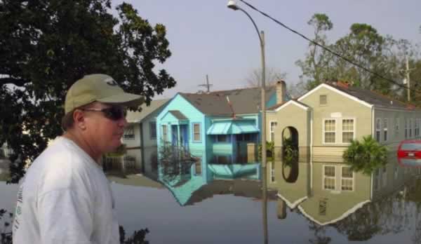Huracanes tornados destrozos fotos imagenes fenomenos climaticos rayos truenos tormentas ojos investigaciones destrucciones argentina estados unidos mexico temporales www.wetherchannel.com pronosticos John Travolta,Nicholas Cage,Contracara,cirugias esteticas,rostro,lipoaspiraciones,medicina,cirujanos,operaciones,Maria Reich,Nazca,lineas,calendario astronomico,Peru,dibujos,astronomia,geometria,Bernd Teichert,mapas,Ana Mar&iacute;a Cogorno,ovnis,misterios,Cristobal Colon,Hernando,Diego,catedral Sevillana,Cartuja Pickman,Jos&eacute; Antonio Lorente,Granada,ADN;restos,Marcial Castro,antropologia,Republica Dominicana,www.egipto.com,Egipto,Keops,piramides,descubrimientos,Aton,Ankh,tumbas,sarcofacos,momias,embalsamamientos,Kefren,camaras secretas,Nefertiti,Amenofis,Nilo,inundaciones,Blade Runner,Ridley Scott, Richard Dawkins,Steven Pinker,Harrison Ford,Stephen Minger,Stanley Kubrick,Daryl Hanna,replicantes,androides,ciencia ficcion,Contactos,SHGb02+14a,proyecto SETI,Search for Extra Terrestial Intelligence,SETI@home,Robert Zemeckis,Jodie Foster,Dan Wertheimer,New Scientist,Arecibo,Puerto Rico,civilizaciones extraterrestres,Ma libert&eacute; de penser,Florent Pagny,Argentina,France,Patagonia,Argentine,Azucena Caama&ntilde;o,Savoir aimer,artistes,musique,musica,CD,cantores,ventas,compras,ranking,Paparazzi,Isabel Sartorius,Borbon,Ortiz Pati&ntilde;o,Vallejo Najera,Entrecanales,Mora Figueroa,Antonio Montero,Sainz Vicu&ntilde;a,Espa&ntilde;a,jet set,Mallorca,Ibiza,John Fitzgerald Kennedy,Lee Harvey Oswald,Vitaliy Fadeyev,Lawrence Berkeley,Carl Haber,Fidel Castro,Lyndon B. Johnson,Jackie,Onassis,Irma Roy,Carolina Papaleo,Osvaldo,diputada nacional,Congreso,Argentina,Raul Granillo Ocampo,politica,justicialismo,peronismo,cine,television,La Horqueta,San Isidro,que se vayan todos,diciembre 2001,2002,2003,2004,maria julia alsogaray,alvaros,,Roberto Mart&iacute;nez Medina,Maria Julia Alsogaray,Ra&uacute;l Granillo Ocampo,Jorge Rodr&iacute;guez,V&iacute;ctor Alderete,Claudia Bello,Angel Massa,Alfredo Yabran,Mario Pontaquarto,Nestor Carlos Kirchner,Cristina Elizabeth Fernandez,corrupcion,senado,general rodriguez,anibal,fernandez,alberto,fernando de la rua,ines pertine,eduardo duhalde,hilda chiche gonzalez,2000,2001,2002,2003,2004,Museos,www.louvre.fr,Leonardo Da Vinci,Gioconda,Mona Lisa,Italia,Francia,France,inventos,Italy,renacimiento,historia,cuadros,links,images,postcards,photos,fotos,imagenes,postales,pictures,historia,arqueologia,descubrimientos,culturales,agenda,infodiario,diario accion,buenos aires,argentina,Diario Accion de General Rodriguez, politica, actualidad, noticias e informacion, personalidades e instituciones, policiales, galerias de fotos; historia de General Rodriguez, sus origenes, edificios, estancias, habitos y costumbres, anecdotas, comercios e industrias, los fundadores, antiguas instituciones, fotos e imagenes; suplementos especiales: la crisis politica, economica y social de la Argentina, los acontecimientos de Diciembre de 2001, articulos y entrevistas; Emigracion: toda la informacion destinada a aquellos que desean emigrar, radicarse o estudiar en el exterior, visas, pasaportes, consejos, guias, informacion util, links; Trueque: novedades e informacion, links, estructura del trueque; el casamiento de Maxima Zorreguieta y el principe Guillermo Alejandro de Holanda; Guerra de Afganistan: galeria de imagenes e informacion sobre la primera guerra del siglo XXI; la guerra de Irak, Bagdad, Georges W. Bush, Saddam Husseim, el atentado a las torres Gemelas de Nueva York, las twin towers, el 11-s, y descripcion del hecho que conmovio al mundo; Empleo: consultoras, clasificados, agencias de empleo, consejos e informacion util, curriculum vitae, como confeccionarlos, noticias de actualidad; 
Los numeros de la crisis: Las consecuencias de la crisis politica, economica y social; estadisticas, pobreza, desnutricion, salud y asistencia; noticias regionales y provinciales, columnas y editoriales; informacion para negocios: pymes, links, empresas y negocios; Agenda Cultural con toda la informacion de cursos, universidades, talleres, escuelas y oportunidades, exposiciones de arte de la region; buscadores en Internet, Enlaces: links a los mejores sitios de educacion, cultura, arte, biografias, politica, interes general, web, Links del Diario Accion: RMS Titanic, su historia, su tragico viaje inaugural; historias, testimonios, documentos y articulos sobre el naufragio; links y sitios sobre el tema; la pelicula de Cameron, fotos e imagenes; suplementos especiales, Historia Argentina y de General Rodriguez, la llegada de la democracia en General Rodriguez, la asuncion de Juan Lumbreras como intendente en 1983, galeria de imagenes, sus palabras y los actos, su gabinete, festejos de la comunidad. Fundacion del pueblo de General Rodriguez, sus instituciones y personalidades relevantes, arquitectura y edificios, comercios e industrias, sus comienzos, estancias, inmigraciones italianas, espa&ntilde;olas, vascas e irlandesas, anecdotas y efemerides, sus hombres ilustres, el Hospital Vicente Lopez y Planes, su fundacion por las Damas de Beneficencia, el hundimiento del crucero General Belgrano, testimonios de ex combatientes y tripulantes, su comandante Hector Elias Bonzo, fotos e imagenes, recuerdos y homenajes, historia de la familia Bonzo de General Rodriguez, entrevistas y articulos periodisticos. La guerra de Malvinas en el Atlantico Sur, el conflicto belico con Gran Breta&ntilde;a de 1982, politicos relevantes, Benjamin Paez y Trueba, fotos antiguas de familias fundadoras, galerias de imagenes de pobladores, recorrida virtual por el antiguo General Rodriguez, el paso de la Infanta en 1910, historia de La Serenisima, la familia Mastellone, La Choza, Bernardo de Irigoyen, peronismo y radicalismo y muchisimo mas