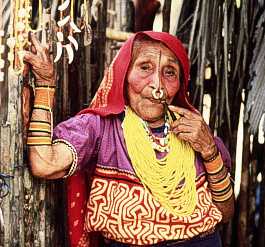 ancianita.jpg (16295 bytes)
