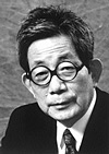 Kenzaburo Oe, Premio Nobel de Literatura