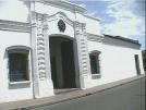 frente de casa de Tucum&aacute;n