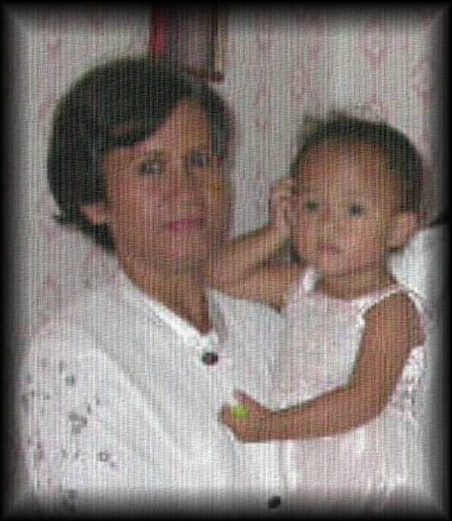 Revy's mother with Revy's daughter Vivi