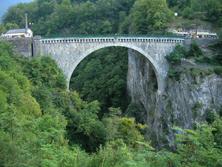 Pont de Napoleon, a la salida de Luz