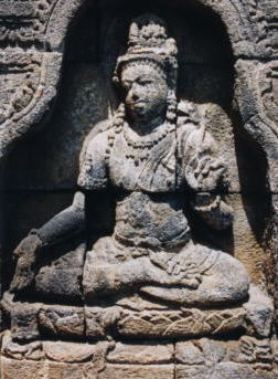 vue du bouddha couch&eacute;