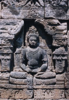 bouddha en m&eacute;ditation