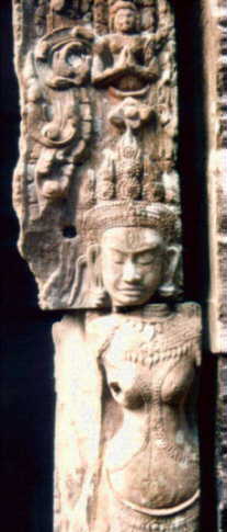 Apsara colonne