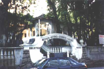 Fachada do Instituto Hist&oacute;rico   (  jpg  18  k  )