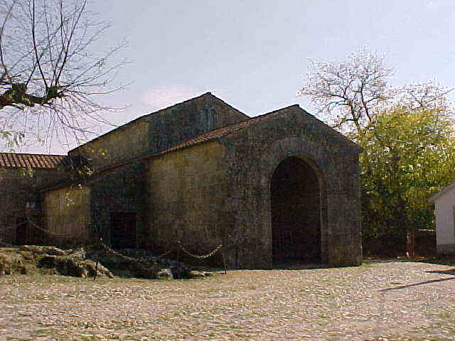 Lourosa8.jpg (42860 bytes)