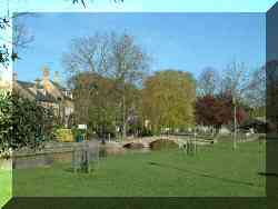 Bourton-on-the-Water 2