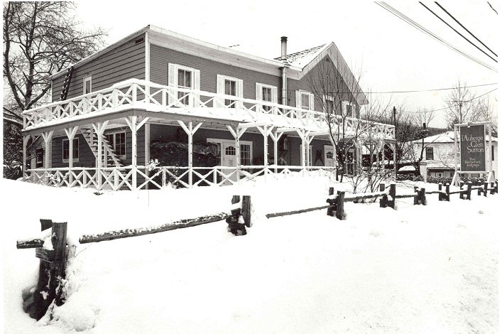 Auberge Glen Sutton Winter