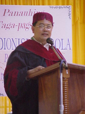 Dr.Palma_Speech.JPG (47080 bytes)