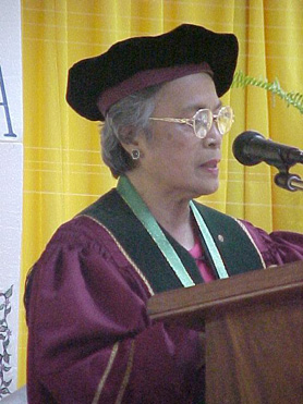 Dr. Rola_Speech.JPG (56490 bytes)