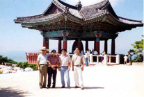 Tony Bolivar in Korea.jpg (49106 bytes)