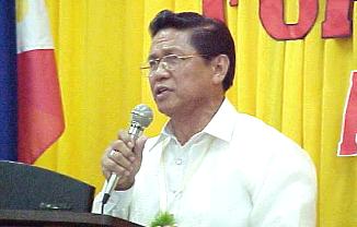 news_pres.jpg (12974 bytes)