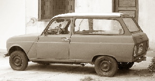 Extra&ntilde;a zaga para esta R4