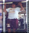 Gio_doing_pullups1.jpg (48516 bytes)