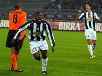 Del Piero's substitute Zalayeta finishes the job with the second goal for Juve