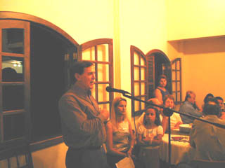 IRuiFalando.jpg (22351 bytes)