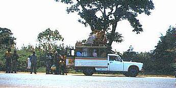 [Pic Matatu picking up a load]