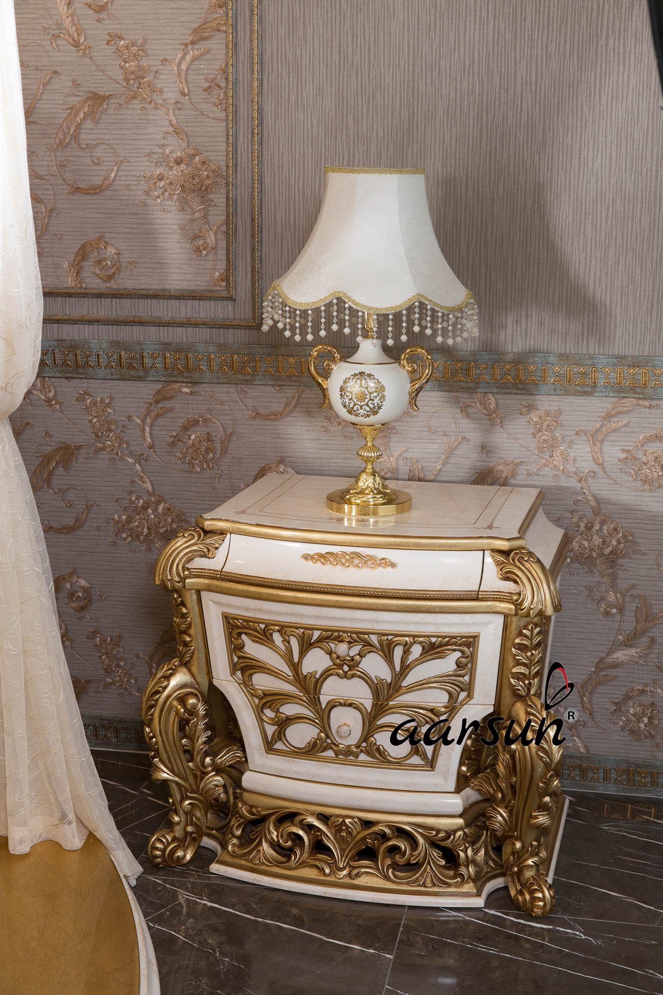Aarsun Round Bed with White and Gold Polish NT-001 view 4