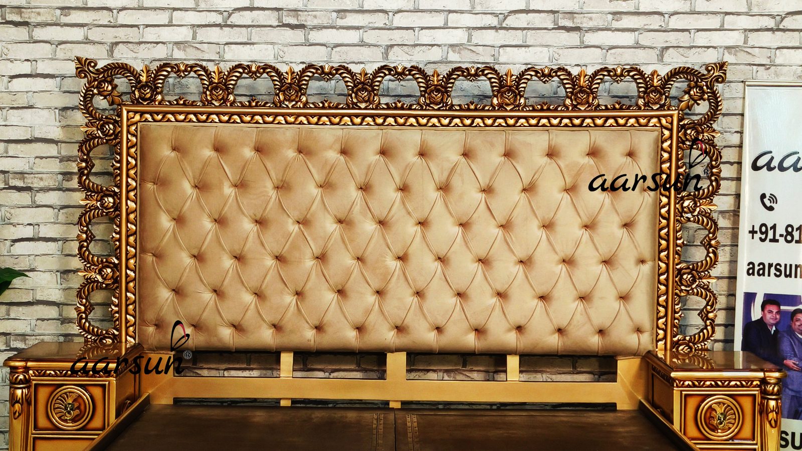 Amazing Modern Bed with Gold Rush view 4