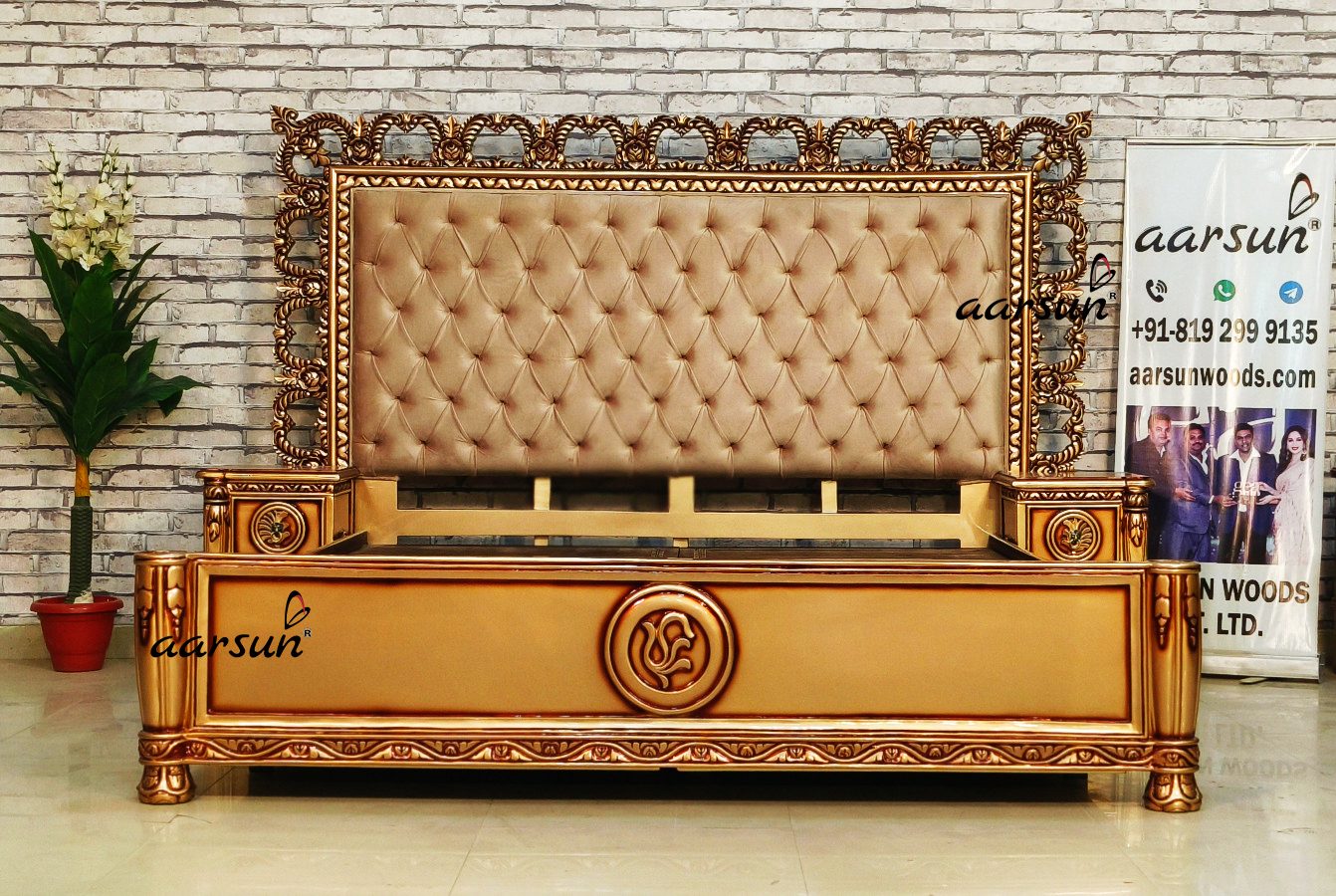 Amazing Modern Bed with Gold Rush view 6