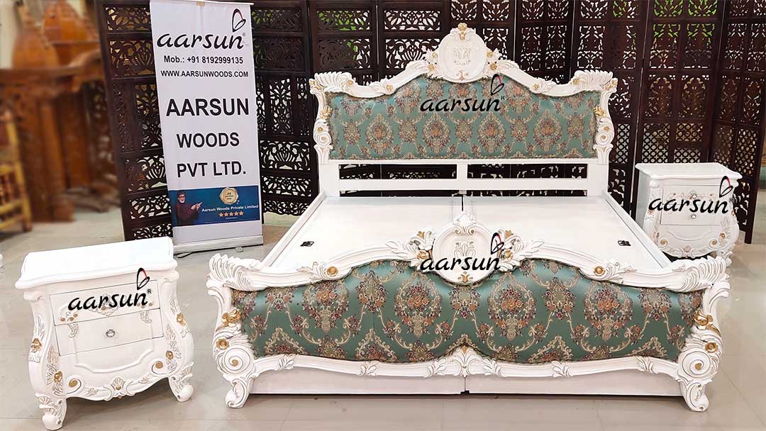 Luxurious Italian Bedroom Set in White & Gold Highlights YT-595 view 4