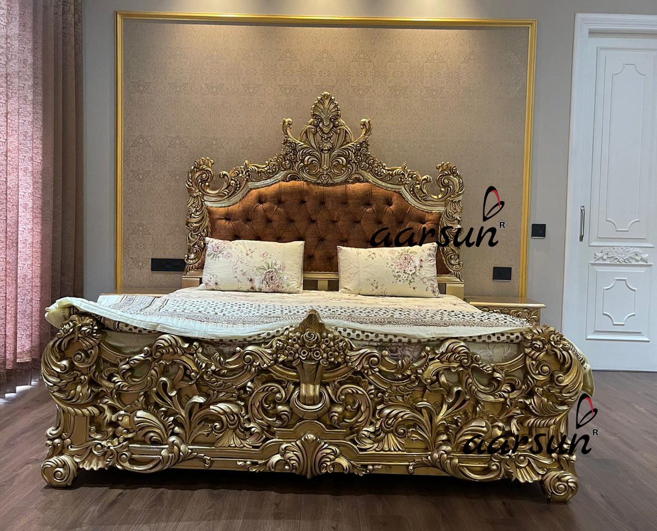 Luxury Antique Gold Carved King Size Bed Design