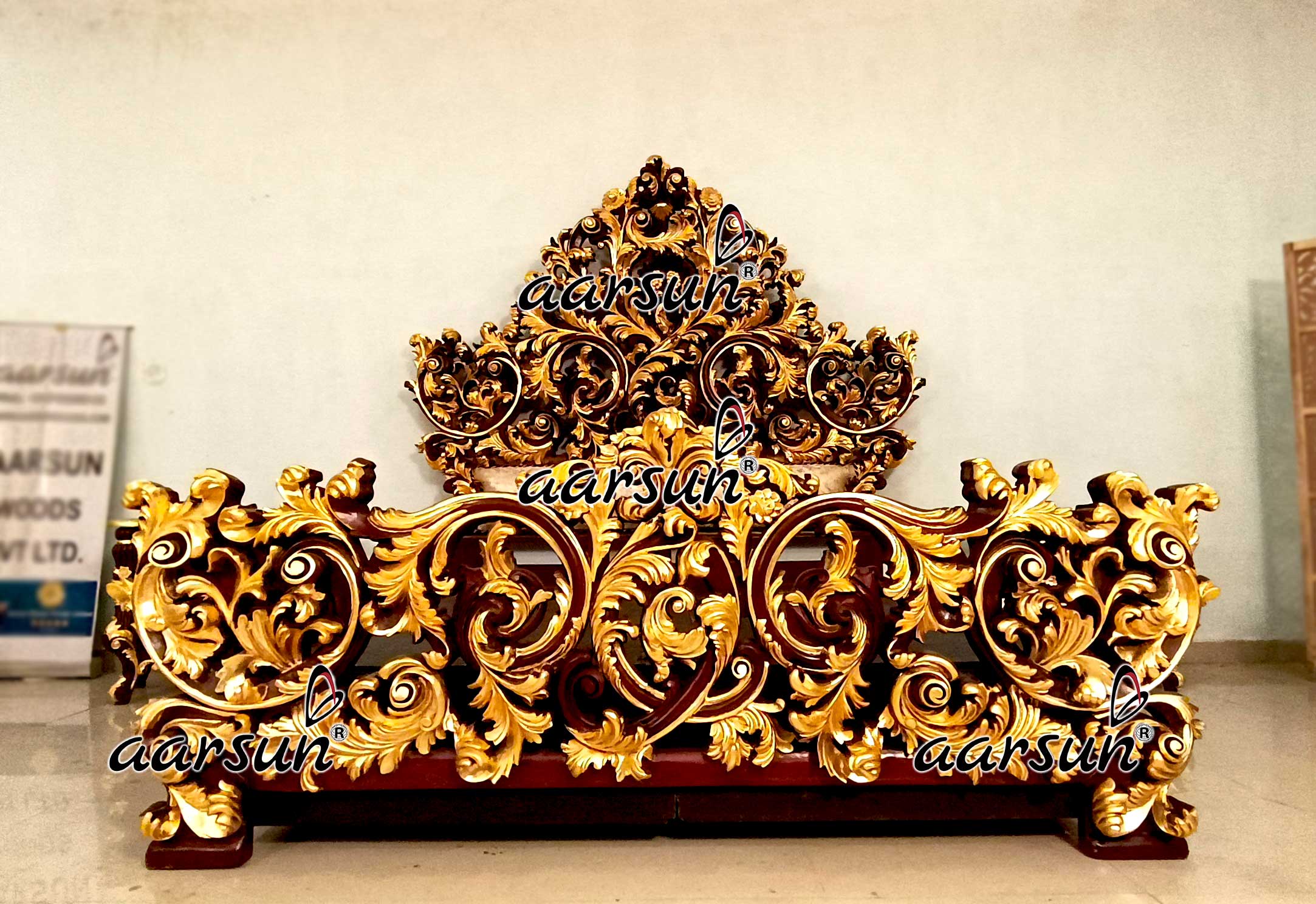 Luxury Bedroom Furniture Set YT-673 view 4