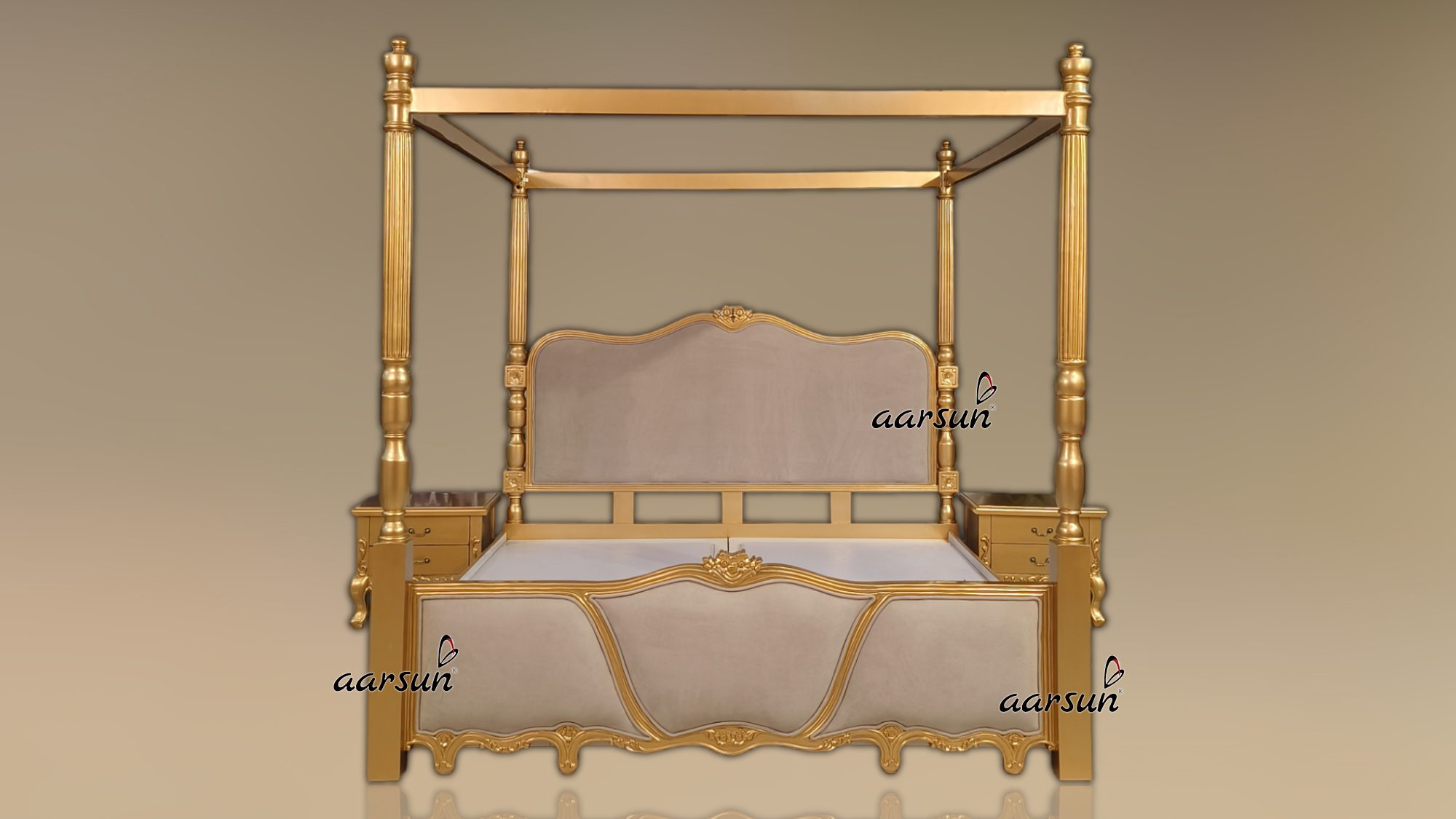 Royal Hand Crafted Poster Bed view 8