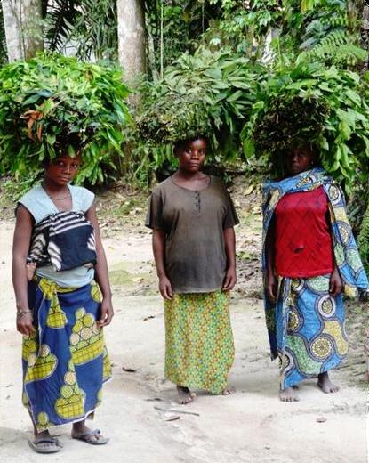 Photo femmes Pygm&eacute;es d'Epulu