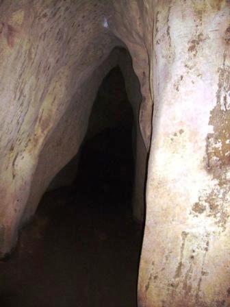 Photo grotte au mont Hyo