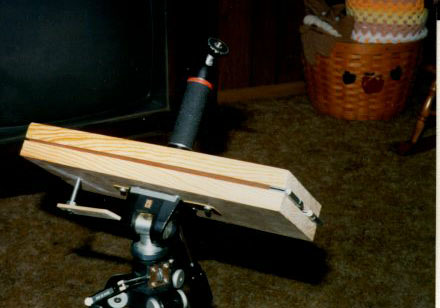 Barn-door mount