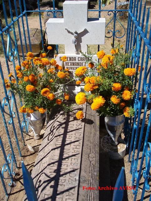 Tumbas adornadas, 2 de Noviembre en Suchilquitongo.