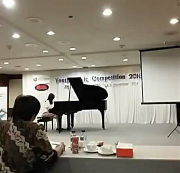 Piano Orgen Keyboard Pop Klasik Jazz