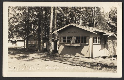 CottagesShoreAcresBirchBayWa.jpg