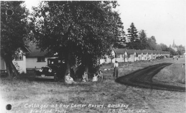 cottagesAtBayCenterResort1.jpg