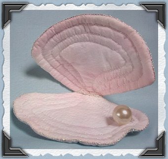 close-up of the clam shell