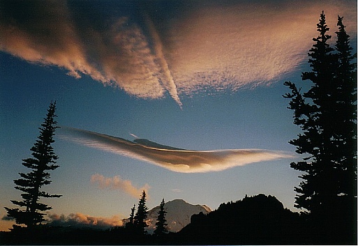 Lenticular cloud over Mount Rainier at sundown