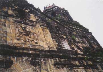 paete church facade