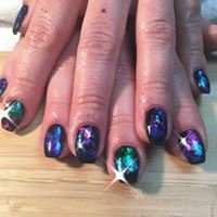 nails