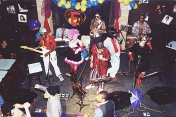 Emmerson e Big Banda no Palco do Caf&eacute; Piu-Piu
