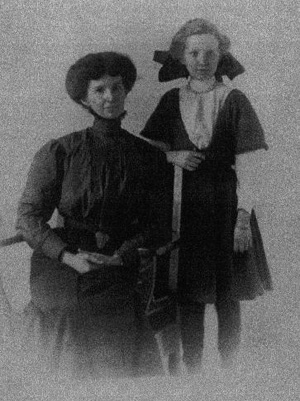 Eva and Evelyn Crane